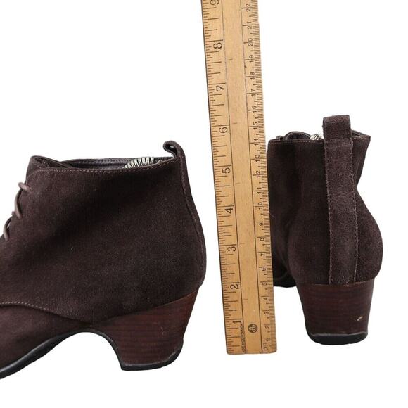 Clarks Shoes Womens 7.5 Bootie Fashion Desert Chukka Leather Lace Up Active Air - Picture 7 of 15